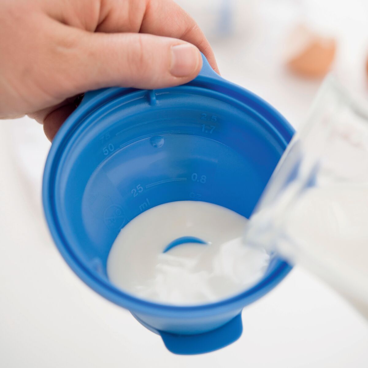 מכסה לאיזי שייקר