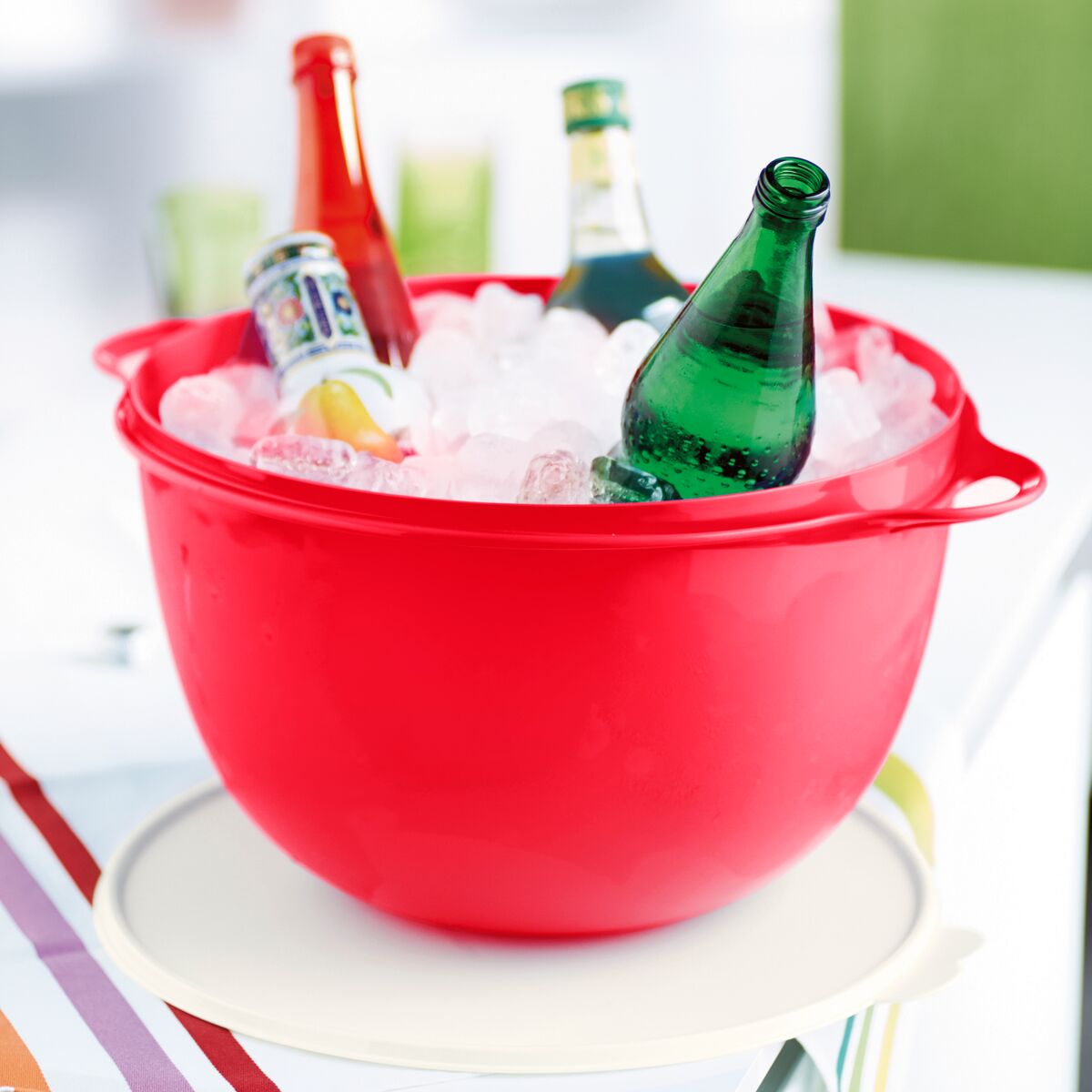 זוהי קערה ג׳מבו 14 ליטר