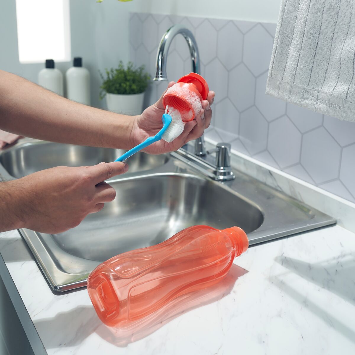 בקבוק אקו+ 1 ליטר עם פיה