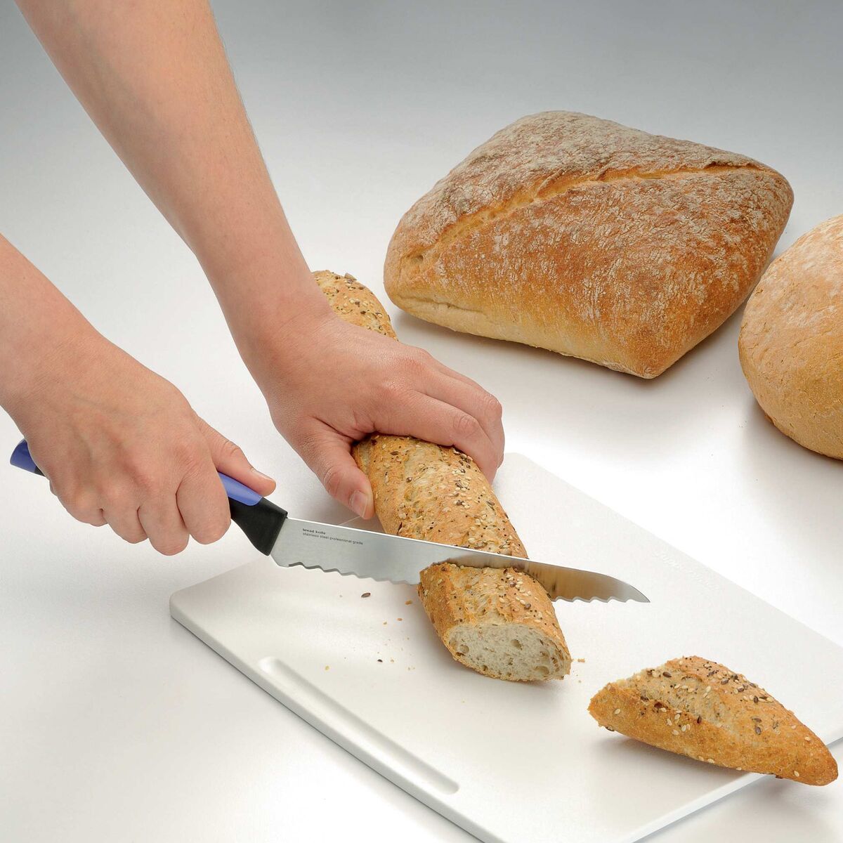 סכין לחם